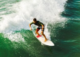 1xbet平台-博洛尼亚力克强敌展现黑马本色 意甲格局再添震撼变数